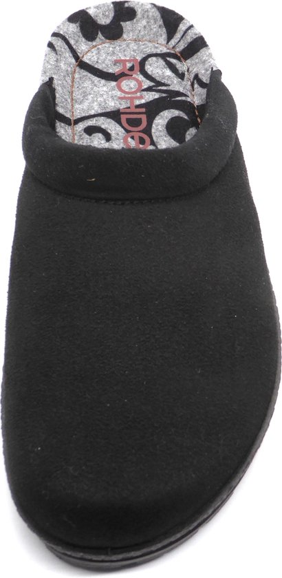 Zwarte pantoffel met wedge zool en decoratieve binnenzool met patroon.