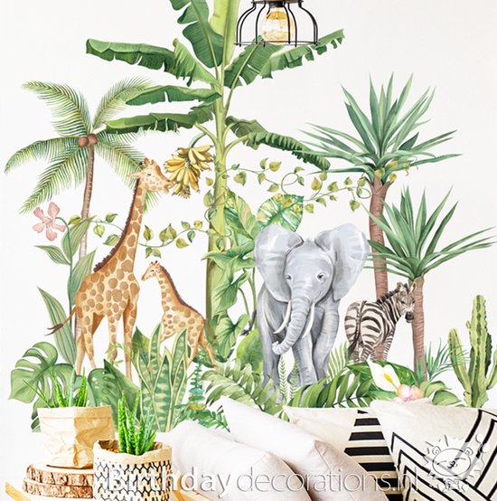 Leo's Party Giraf bij bananenboom Kinderkamer muursticker! - Kinderkamer wanddecoratie - Babykamer – Decoratie sticker – Muurdecoratie