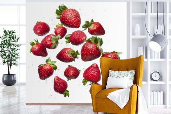 Fond d' écran - Papier peint photo - doux et fraises juteuses sur le fond blanc - Largeur 200 cm x Hauteur 220 cm