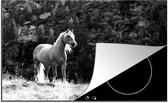 KitchenYeah® Inductie beschermer 81.6x52.7 cm - Haflinger paard in de bergen - zwart wit - Kookplaataccessoires - Afdekplaat voor kookplaat - Inductiebeschermer - Inductiemat - Inductieplaat mat