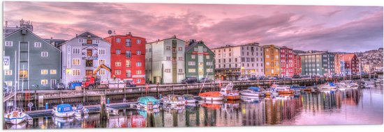 WallClassics - Verre Acrylique - Maisons colorées sur le port avec bateaux - 120x40 cm Photo sur Verre Acrylique (Décoration murale sur Acrylique)