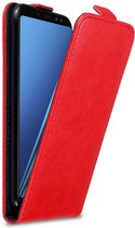 Cadorabo Hoesje voor Samsung Galaxy A8 2018 in APPEL ROOD - Beschermhoes in flip design Case Cover met magnetische sluiting