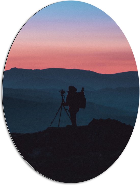 Dibond Ovaal - Fotograaf Kleurrijke Zonsondergang - 60x80 cm Foto op Ovaal (Met Ophangsysteem)