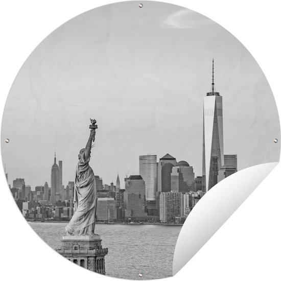 Tuincirkel Het vrijheidsbeeld en het One World Trade Center in New York - zwart wit - 120x120 cm - Ronde Tuinposter - Buiten XXL / Groot formaat!