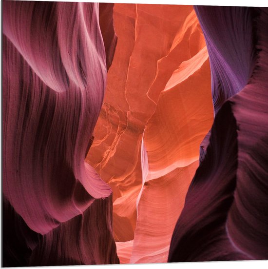 WallClassics - Dibond - Antelope Canyon Ravijn - 80x80 cm Foto op Aluminium (Met Ophangsysteem)