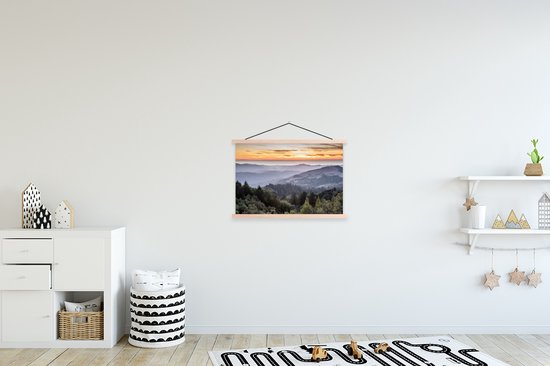 Porte-affiche avec affiche - Affiche scolaire - Montagnes - Soleil - Forêt - Paysage - 60x40 cm - Lattes vierges