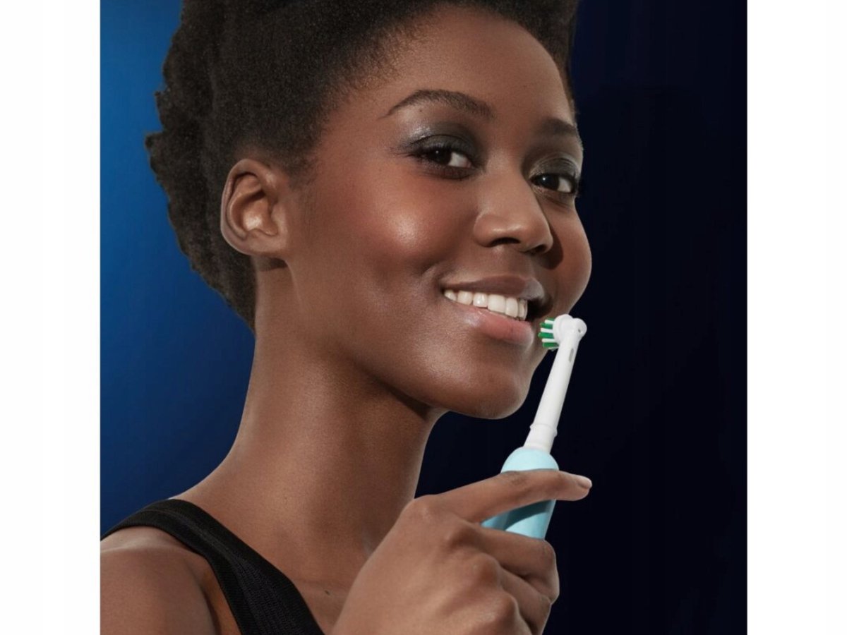 Oral-B Pro Series 1 Elektrische Tandenborstel met Reisetui - afbeelding 2