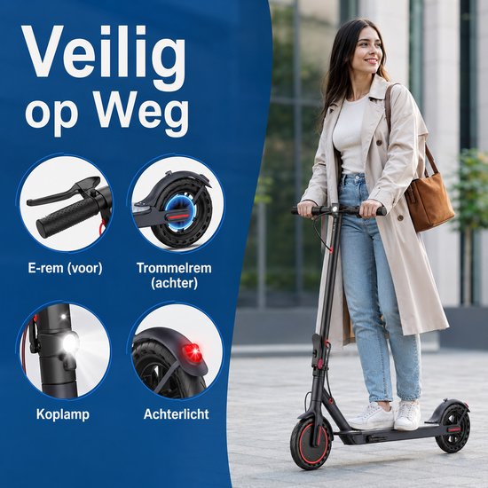 Vrouw rijdt op een zwarte elektrische step met rode accenten, met details van koplamp en achterlicht.