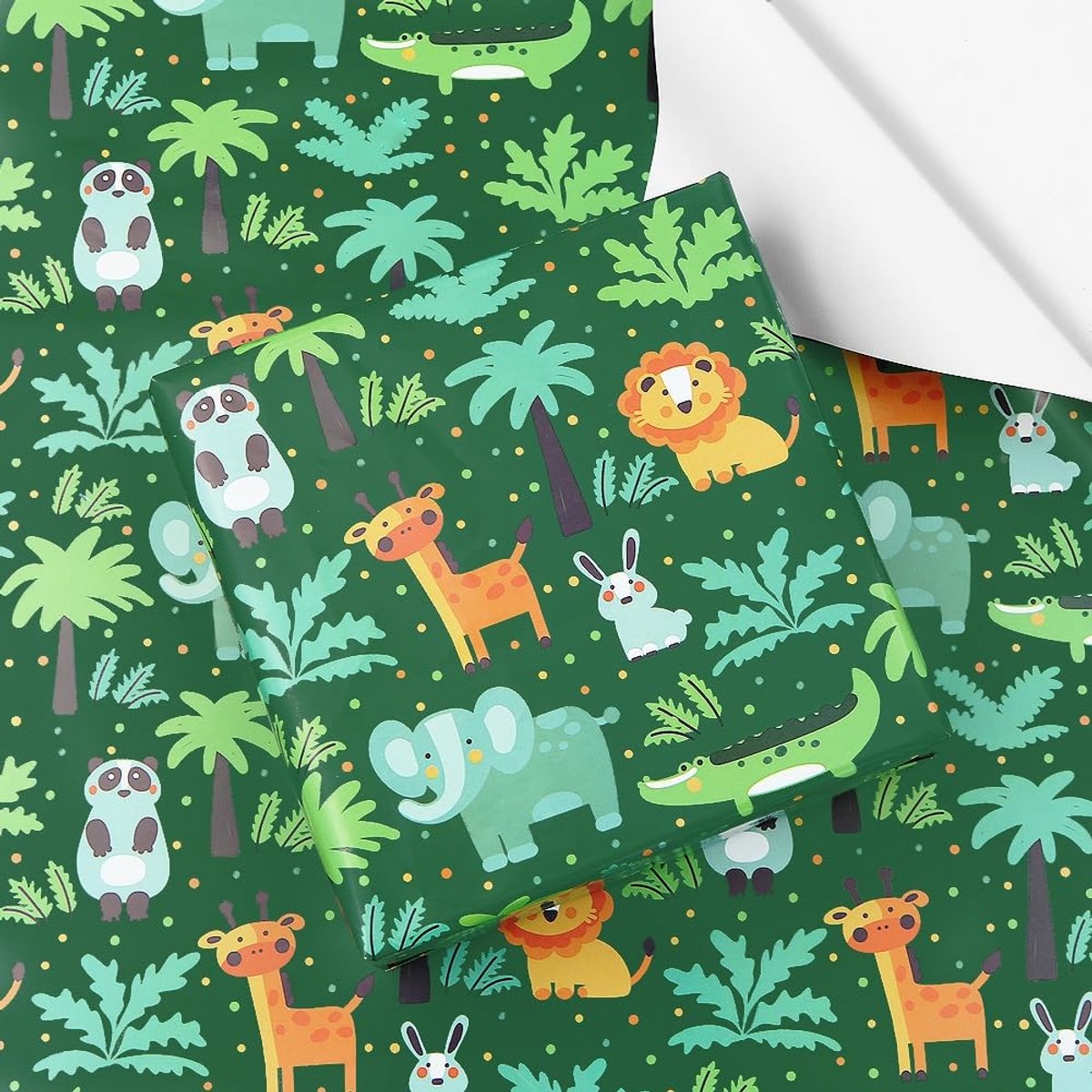 Omgoods- Verjaardagsinpakpapier met bosdieren - Cadeaupapier kinderen - Inpakpapier rollen - Babyshower - 4 vellen 50x70 cm - Kleurrijk ontwerp