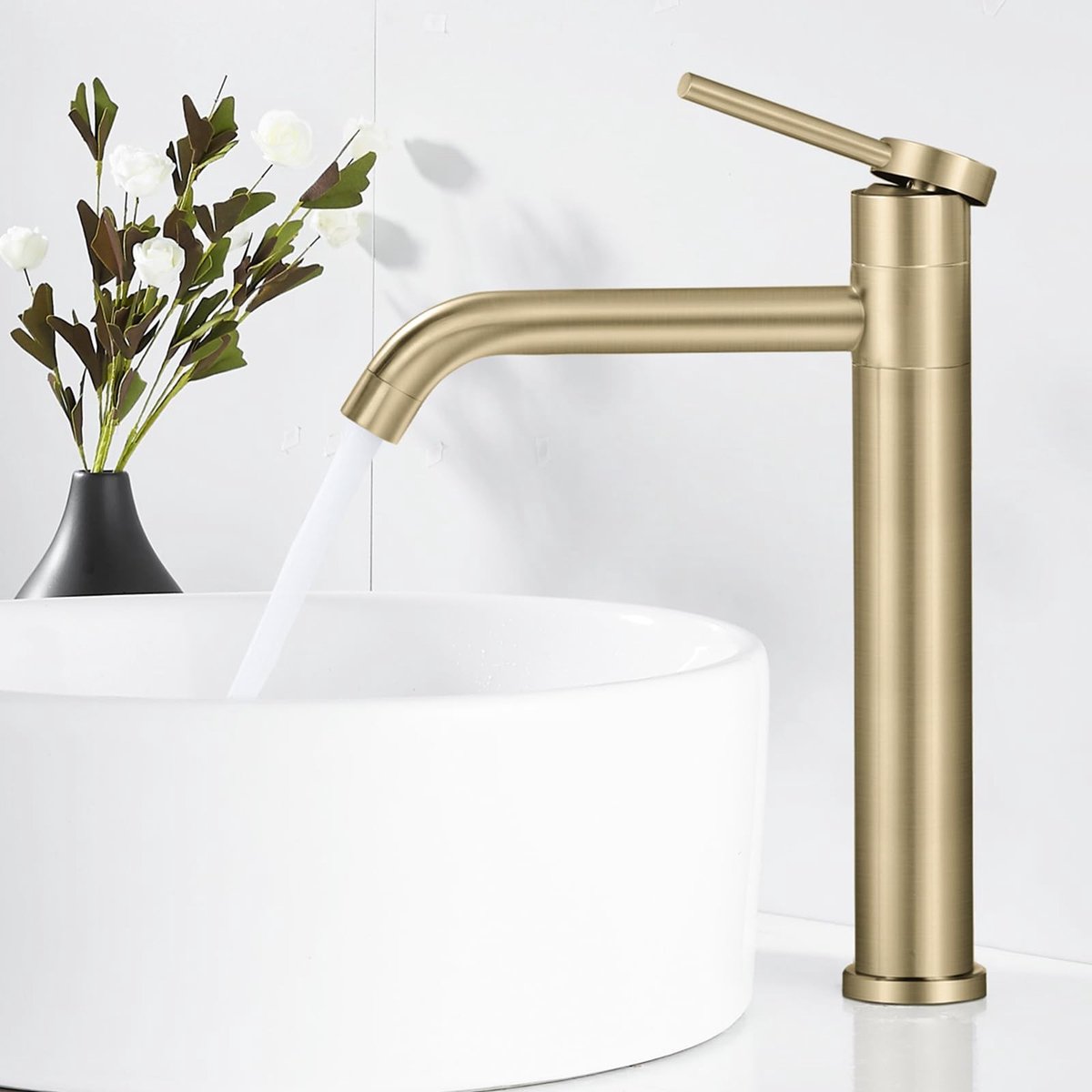 Omgoods - Hoogwaardige Gold Brushed Wasbakkraan met 360° Draaibare Uitloop