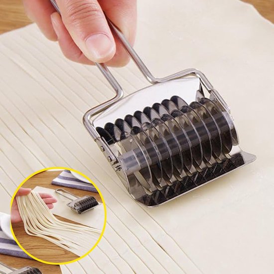 SnelShoppen - RVS Noodle Cutter - Pastamaker, Spaghetti Snijder, Keukenhulpmiddel voor Zelfgemaakte Pasta, Snijd Gerechten & Kruidensnijder - 1 Pack — afbeelding 4