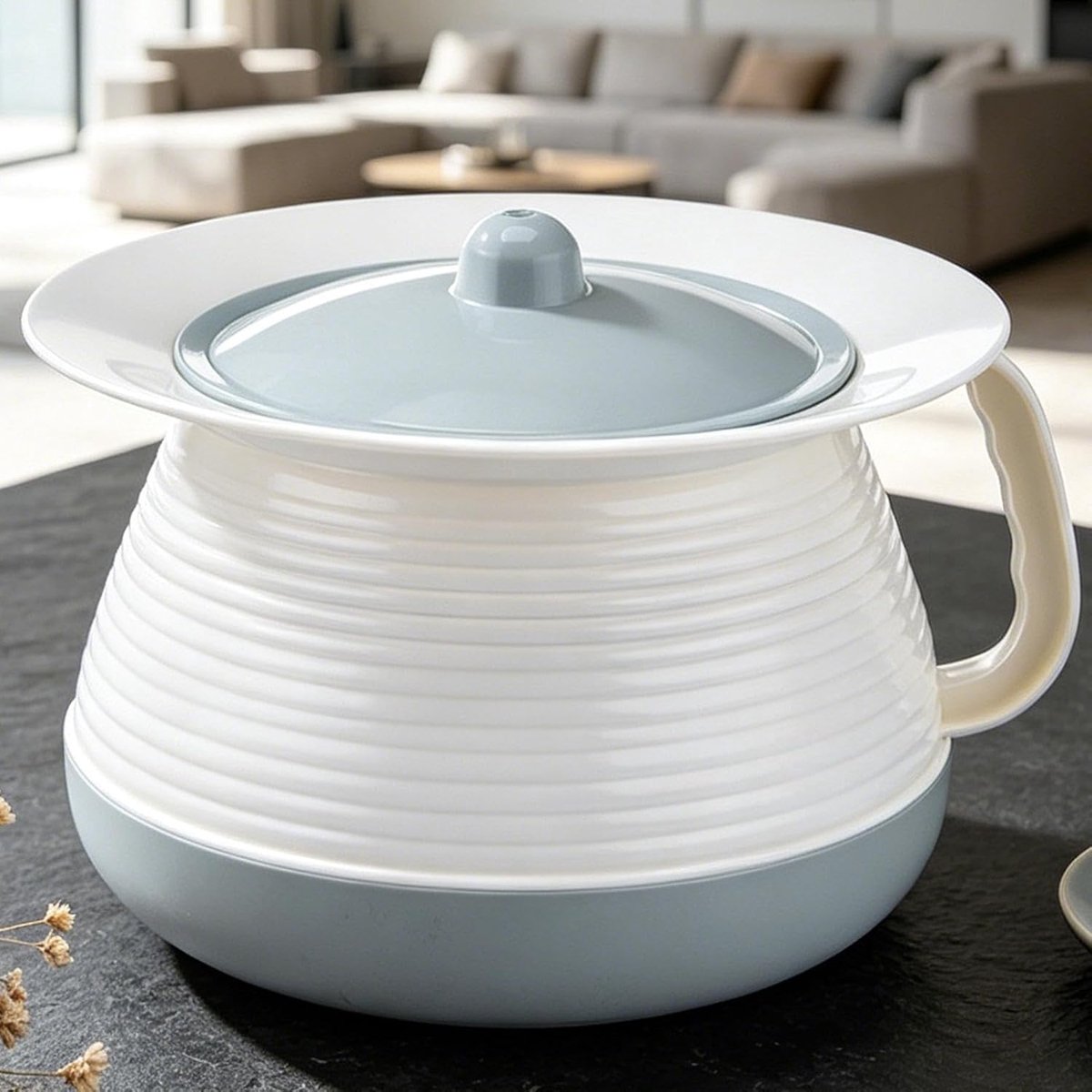 Plasemmer met Deksel - Draagbare Toilet Emmer - Reizen en Zorg - Veilig en Schoon Ontwerp - 21 cm Hoogte