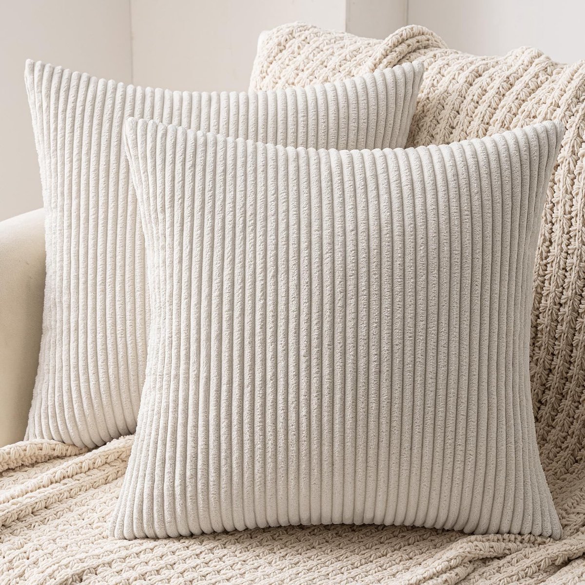Omgoods - Corduroy Kussenhoezen Set van 2 - Beige en Stijlvol