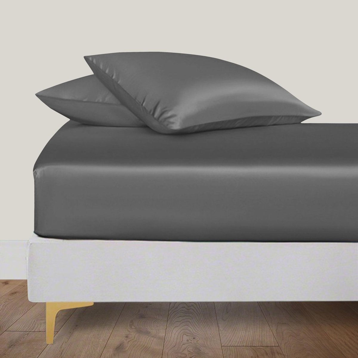 Omgoods - Fitted Sheet met Kussenslopen - 100% Biologisch Bamboezijde, Charcoal Grey, Soft en Cooling