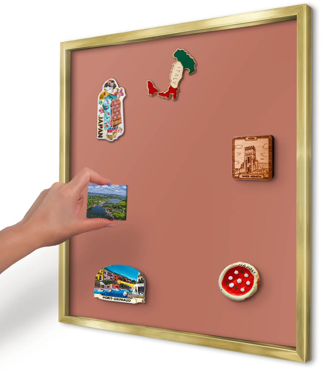 Artprintcave Oranje Magneetbord mit Gouden Frame - 50x50 cm - Baksteenkleur Magneetbord Voor Keuken - Minimalist Magnetische Organizer - Achtergronden En Patronen