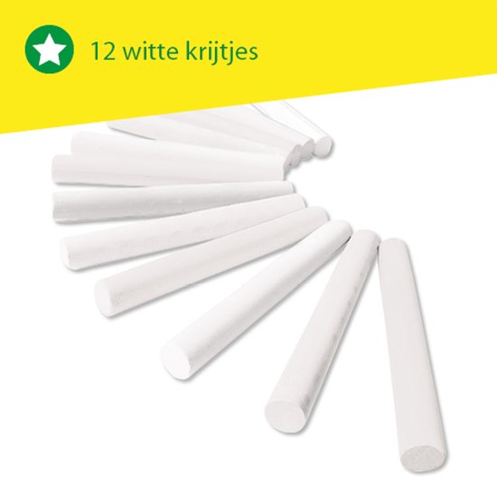 Twaalf witte krijtjes, verspreid op een witte ondergrond. '12 witte krijtjes'.