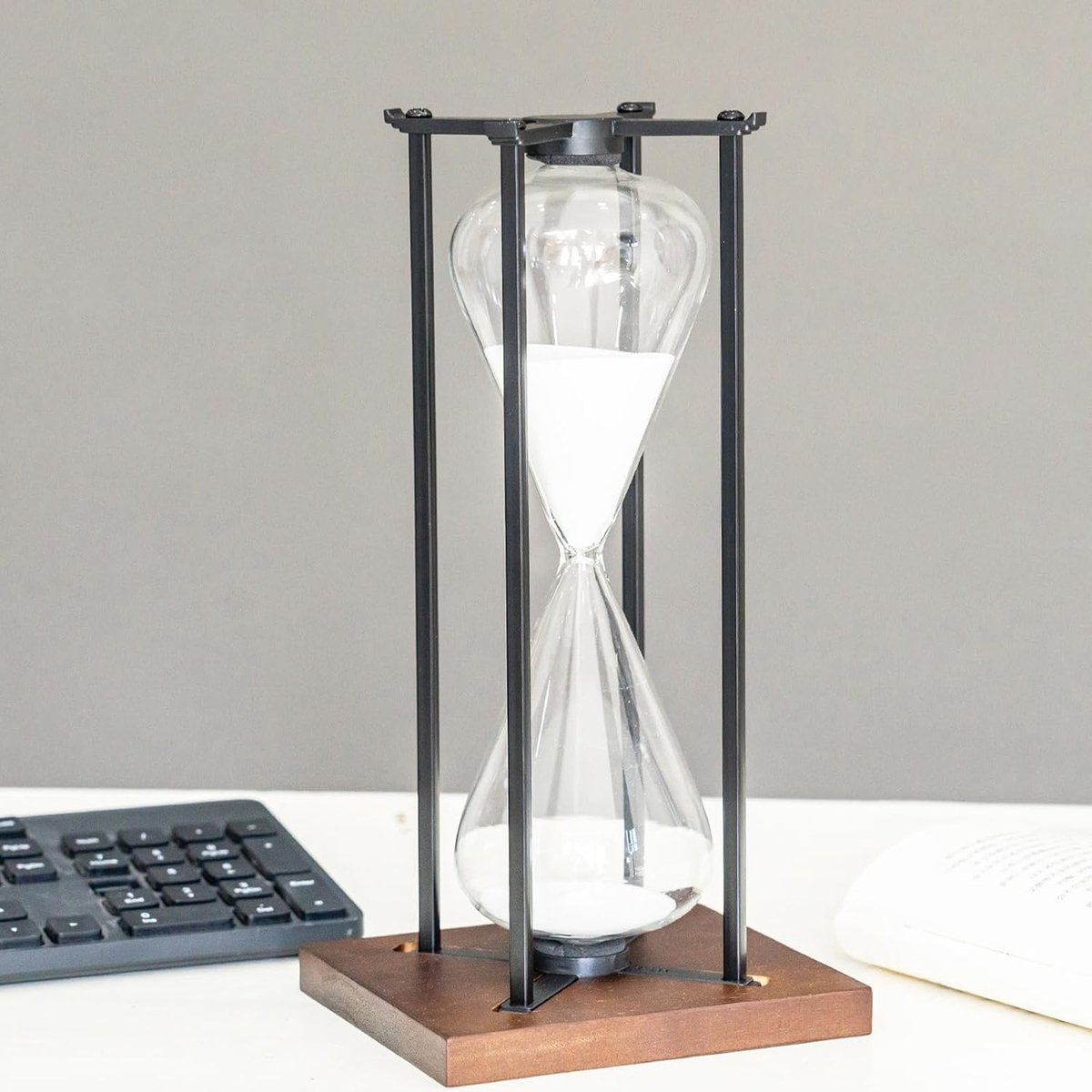Zwarte ijzeren ambachtelijke zandloper, timer, 60 minuten, modern uurglas, timer, cadeau voor mannen en vrouwen, zandtimer voor keuken, thuis, kantoor, bureau, decoratie (wit)