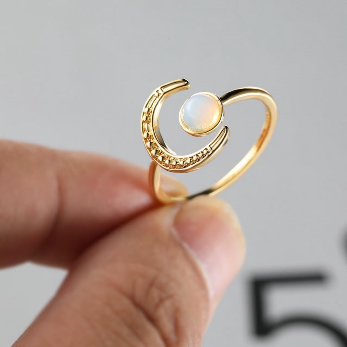 Gemaakt Maansteen Halve Maan Opaal Zon Dunne Eeuwigheid Ringen voor Vrouwen Meisjes Tieners Sierlijke Minimalistische Stapelen Vinger Ring Open Verstelbare Uitbreidbare Beste Vriend Verjaardag