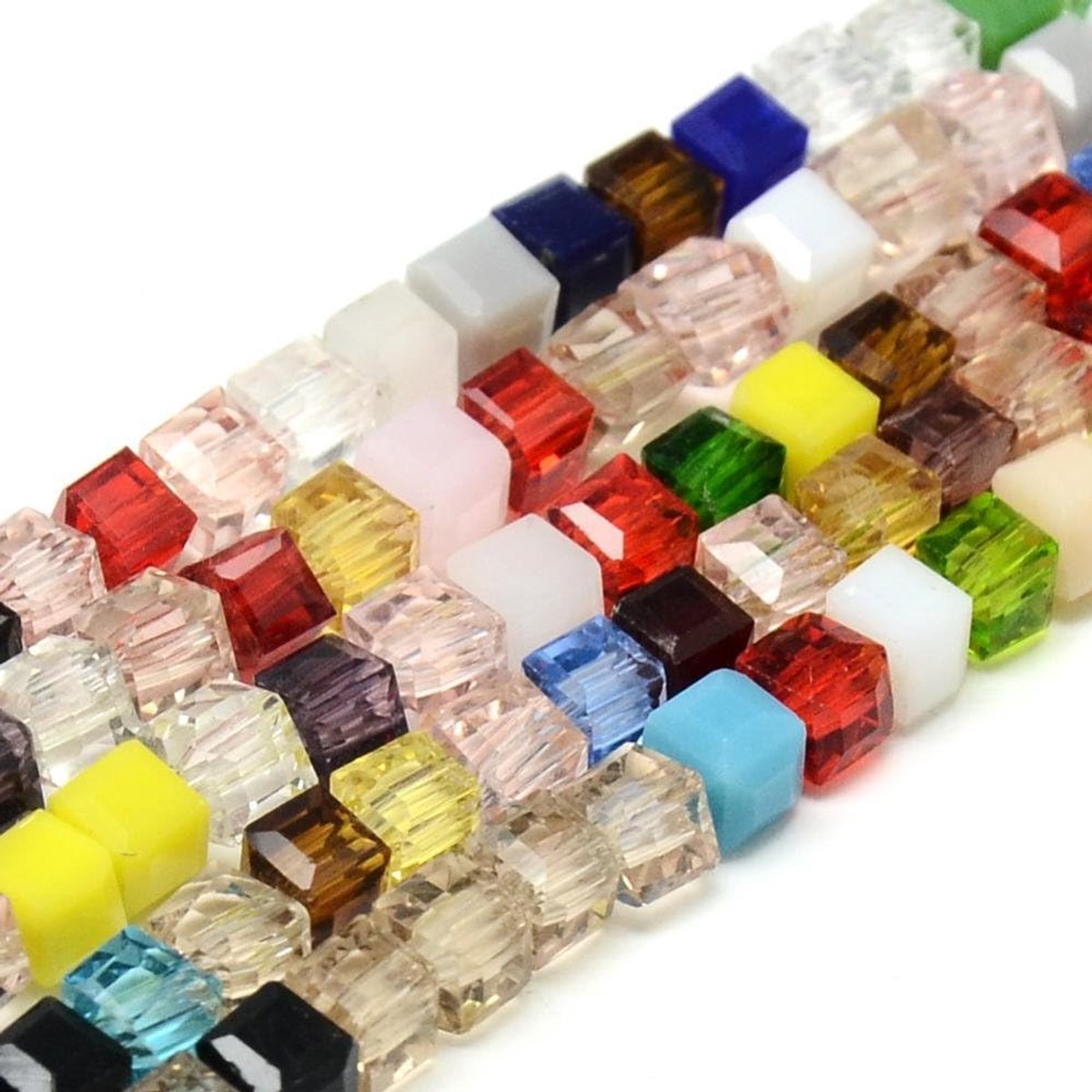Kralen, 4 mm, 6 mm, 8 mm, kubusvormig, Boheemse facet Tsjechische kralen met gat om te rijgen (4 mm x 4 mm, 75 stuks)