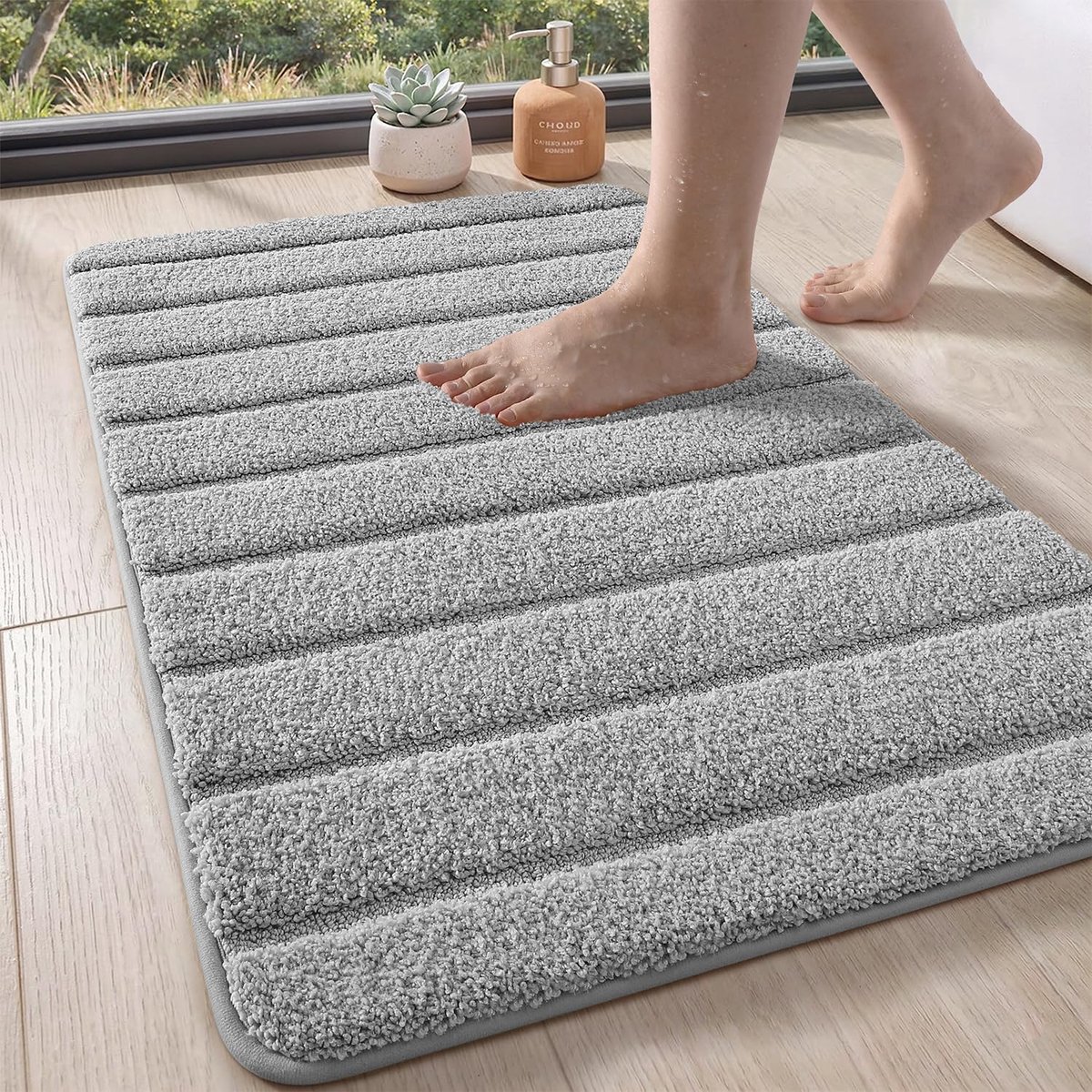 Badmat 45 x 75 cm - Extra zachte microvezel - Antislip en absorberend - Ideaal voor badkamer en douche - ShopVlot