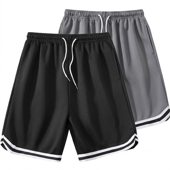 Shorts de basket-ball noirs et gris avec des rayures blanches sur l'ourlet et des cordons.