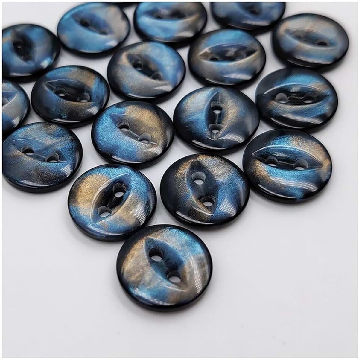 Knopen Natuurlijke Schelpknopen Ronde Naaiknopen Parelmoer Blouse-Knopen 2 Gat Jas Knopen Knutselknopen voor Naaien DIY Ambachten Blauw (18L=11.5 mm) 30 Stuks