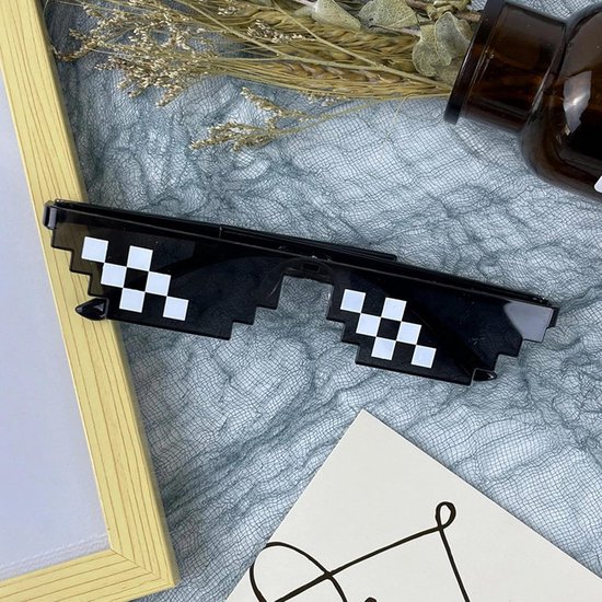 Set van 10 Kinderzonnebrillen Pixelbril Feestaccessoire Mozaïek Glazen van Merkloos — afbeelding 2