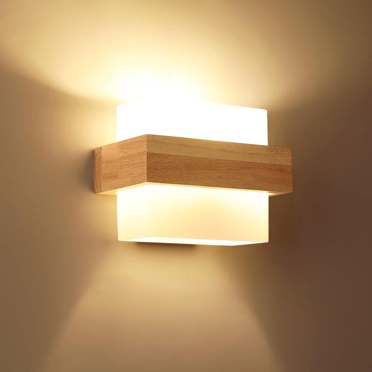 Riserva Wandlamp retro rechthoekig houtkleur, glazen kap, E27 fitting max 60W, zonder lamp, voor trap, gang, balkon, zolder
