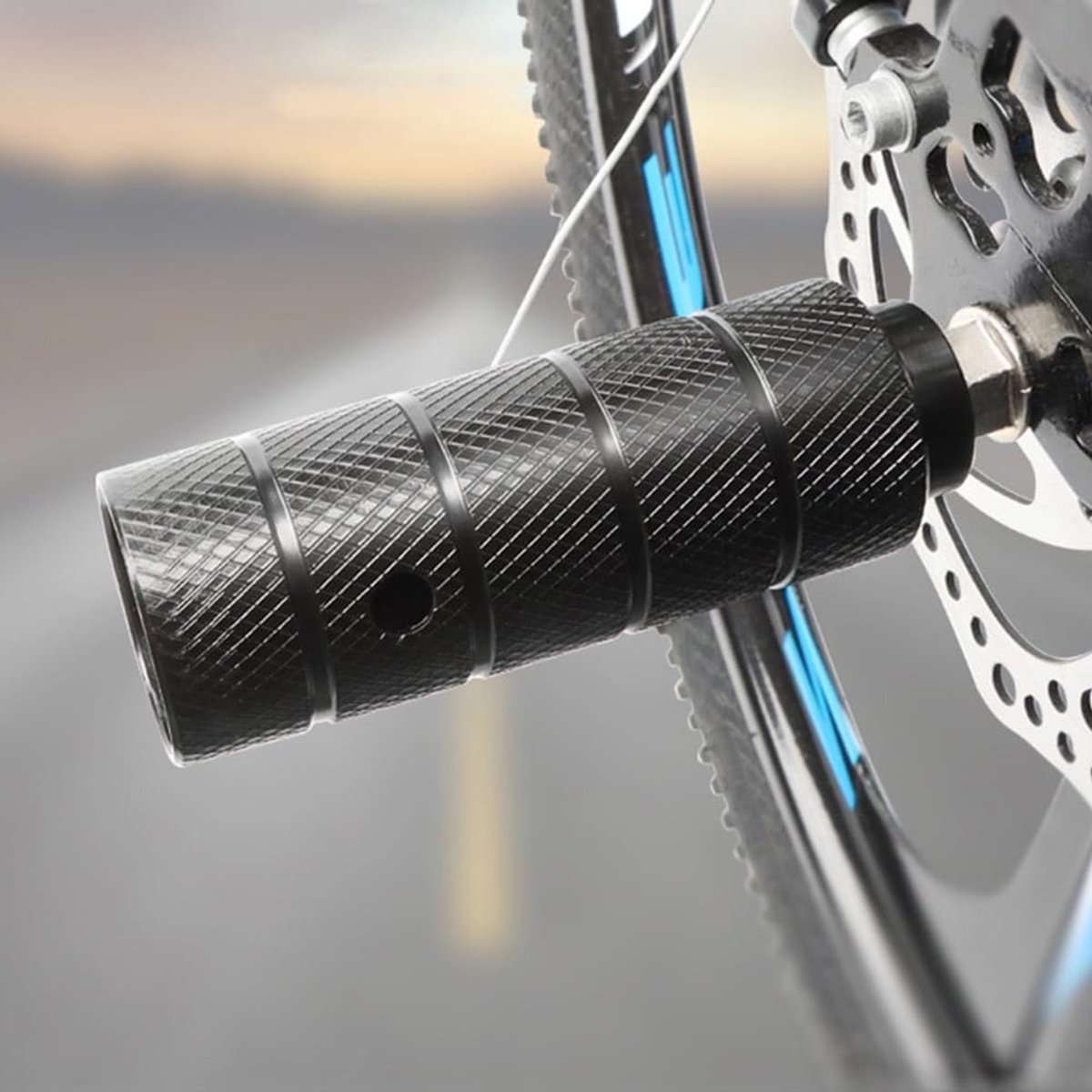 BMX Stunt Pegs voor Fietsen, Geschikt voor Voor- en Achteras, Ideaal voor Mountainbikes en Racefietsen, Set van 2, Zwart, Duurzaam en Veelzijdig