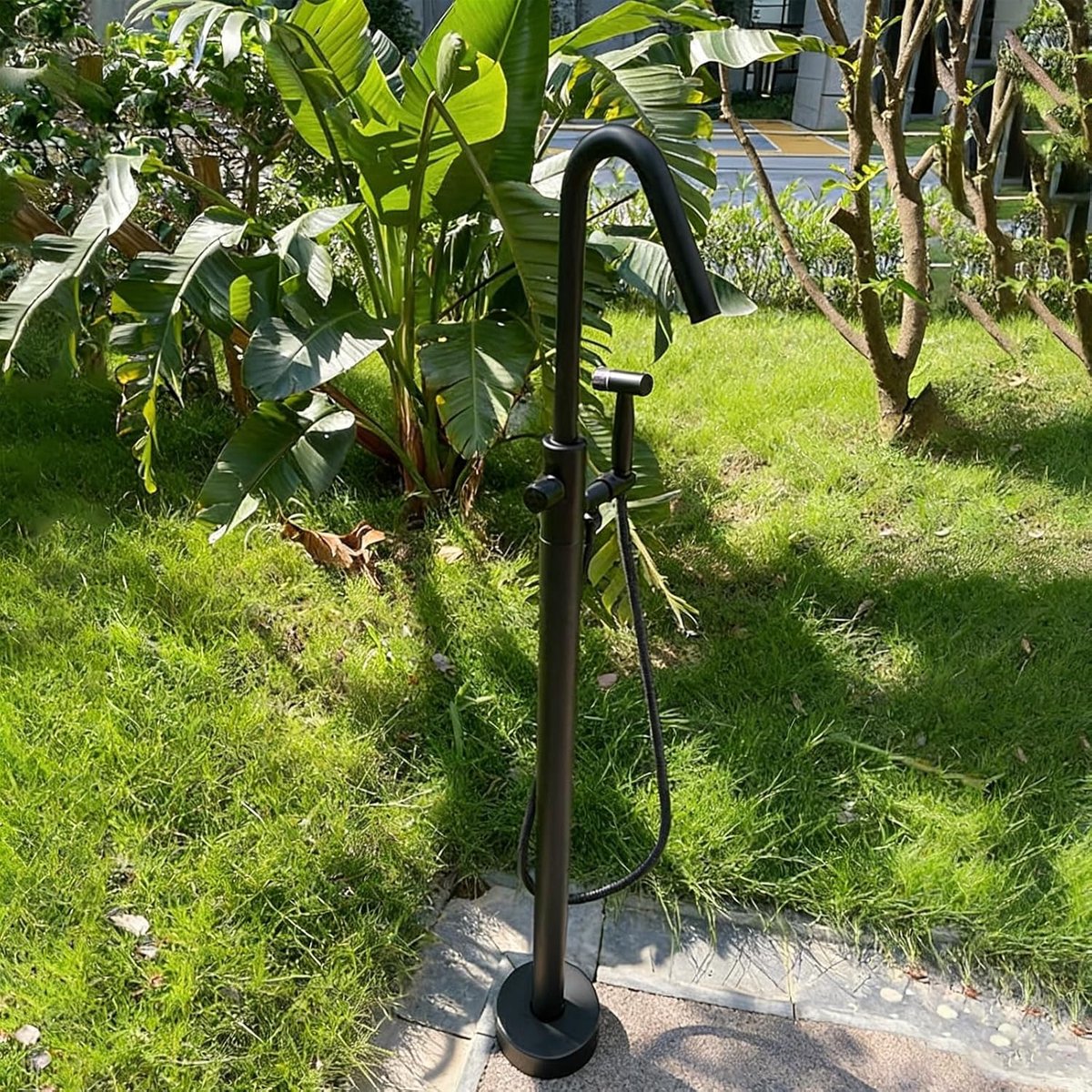 Buitenwaterzuil - Tuinkraan - Tuinonderhoud - Dubbele kraan - 120 cm - Zwart