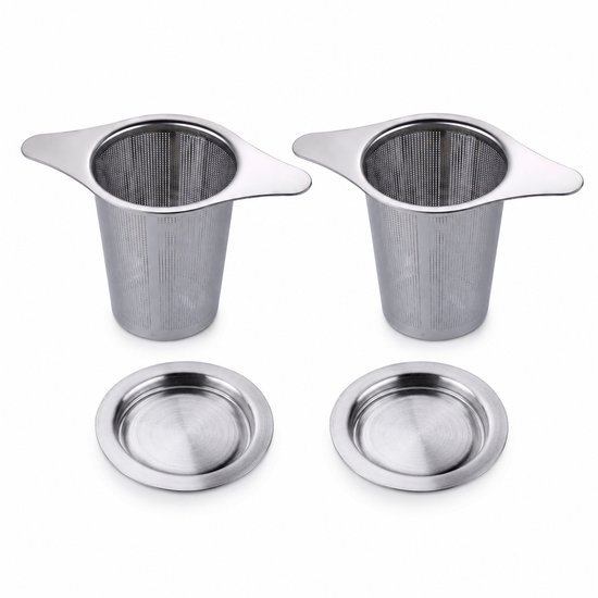 Twee zilverkleurige RVS theefilters met deksel en lekbakjes.