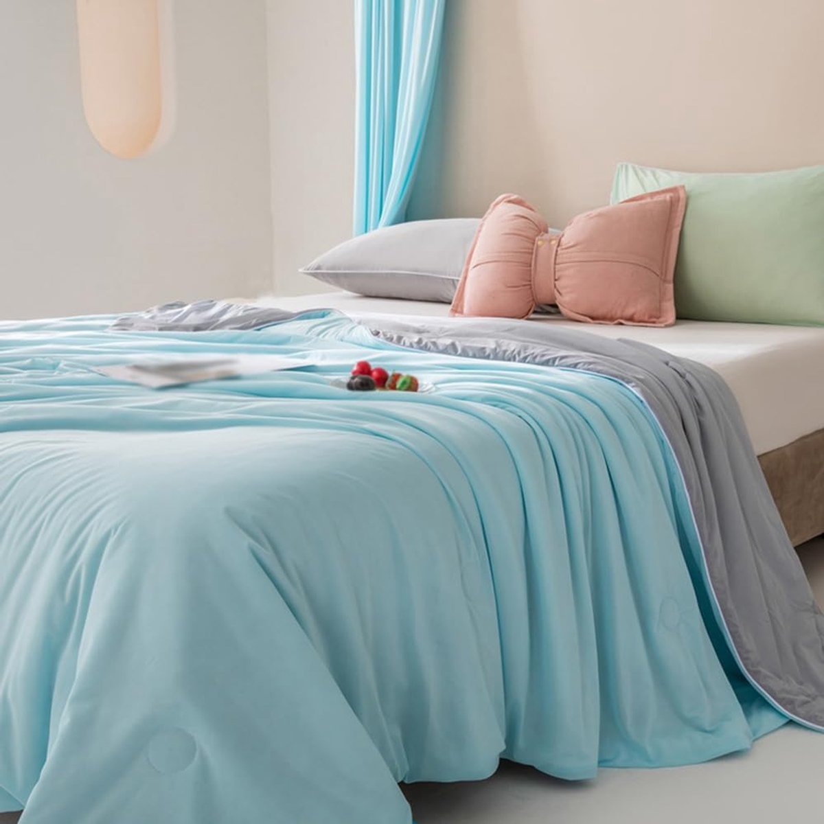 SnelShoppen - Zomer Duvet, Luchtig en Ademend, Omkeerbare Microvezel Dekbed, Lichtgewicht en Ademend, Gequilte Dekens, Machinewasbaar (Melkachtig Wit,