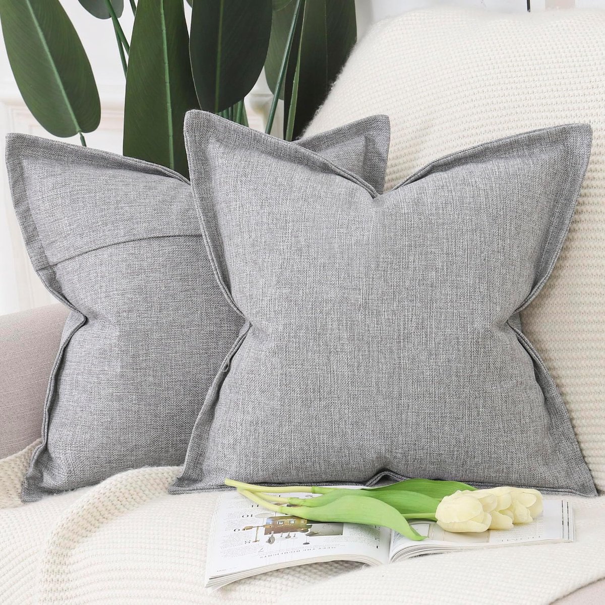 SnelShoppen - Set van 2 Imitatielinnen Kussenslopen 60x60 cm Licht Grijs met Brede Rand - Zachte Decoratieve Kussenhoes voor Sofa en Slaapkamer - Mode
