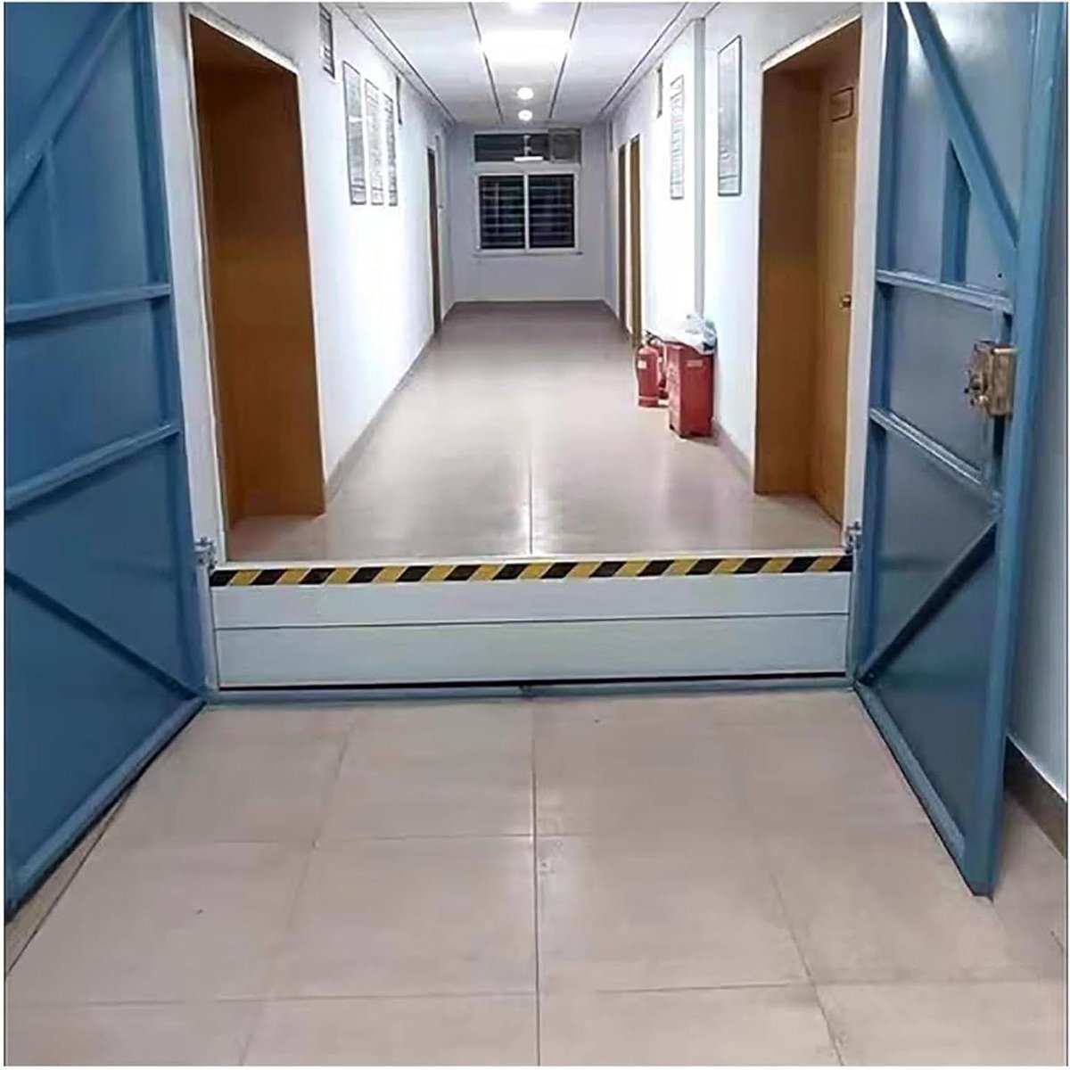 Waterkering Garage - Drempel Anti-overstroming - Water buiten houden - Verhoogde waterdichtheid - 110 cm lengte - Aluminium