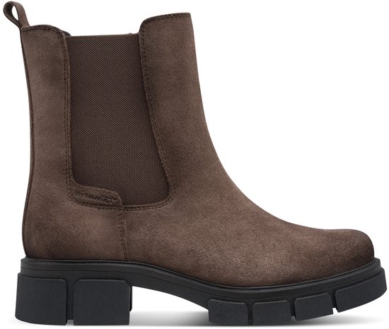 Bruine suède Tamaris chelsea boot met elastische zijpanelen en dikke zwarte zool.
