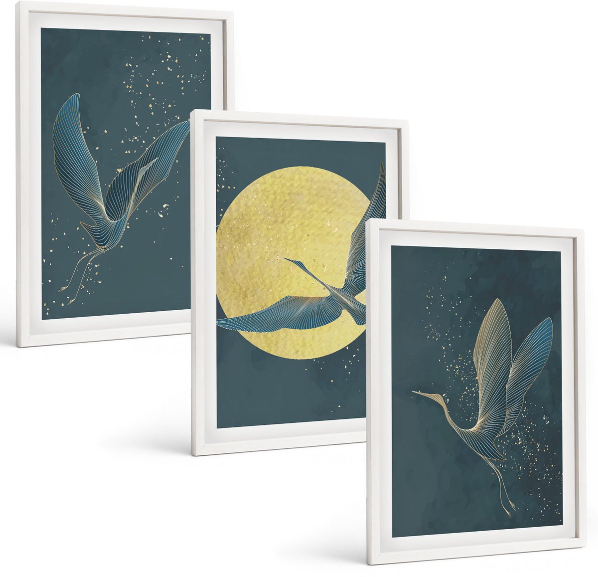 Wallfluent 3-Delige Schilderij Set - Kraanvogels In Vlucht Tegen De Achtergrond Van De Maan En De Sterren. - 40 x 60 - Wanddecoratie - Schilderijen Set - Interieur - Stijlvolle Muurdecoratie