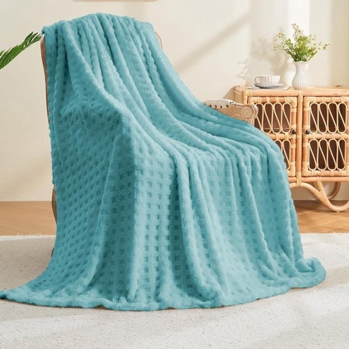 Fleece Deken - Pluizige Plaid - Bank en Bed - Imitatiebont - 178x203 cm - Wafel Licht Cyaan