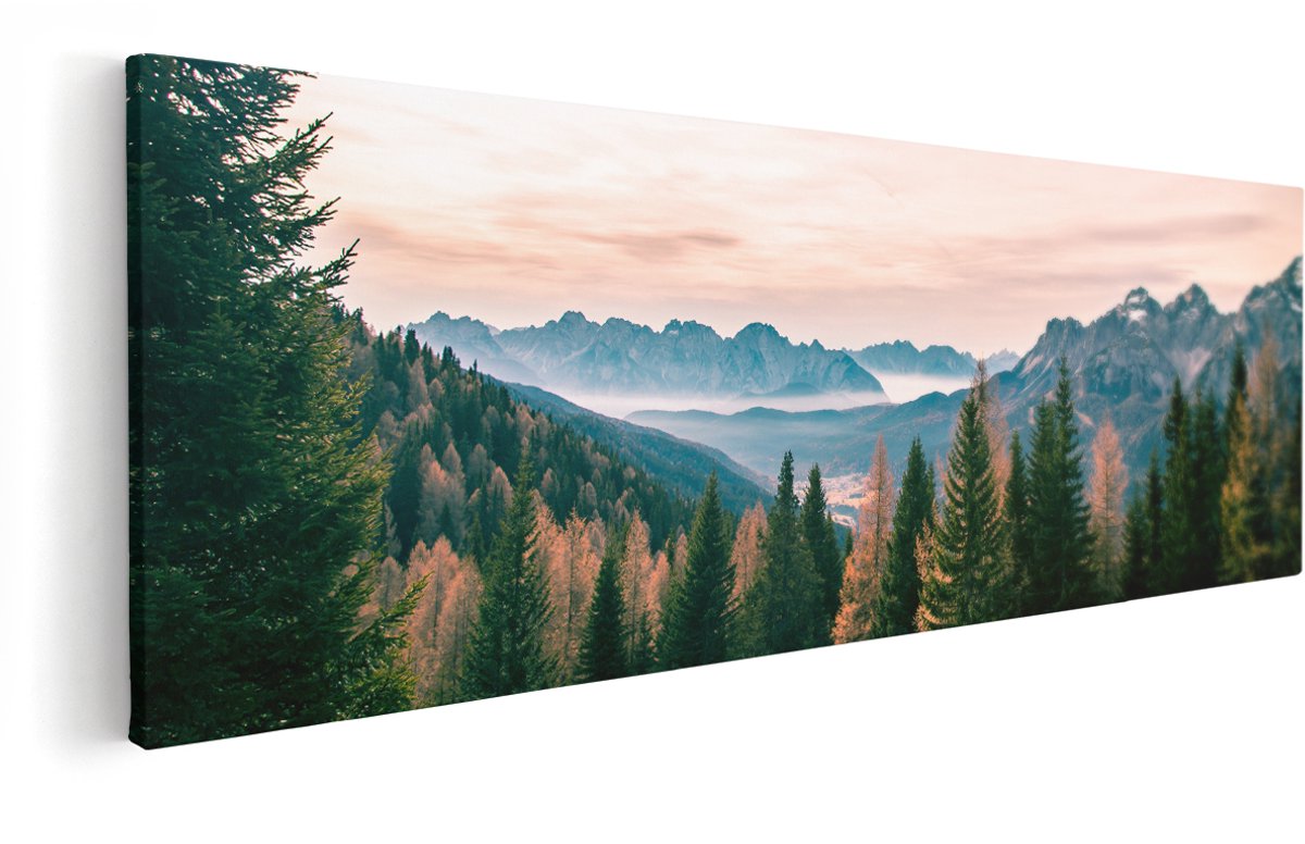 Artaza Canvas Schilderij Bos Met Bomen Bij Bergen Landschap - 150x50 cm - Groot - Wanddecoratie Woonkamer - Schilderijen - Muurdecoratie