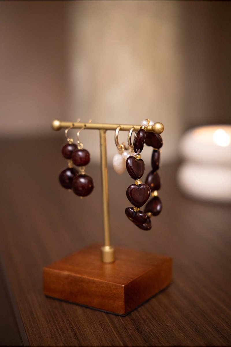 Zusss Heart Bracelet With Pearls Resin / Metaal Dark Choco