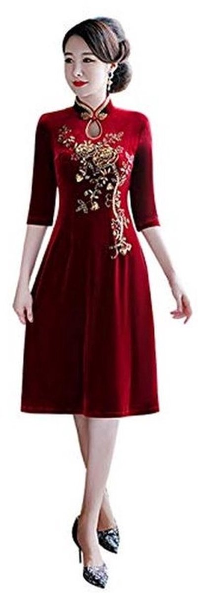 Traditionele Chinese Fluwelen Qipao Jurk met Geborduurde Oosterse Stijl en 3/4 Mouwen