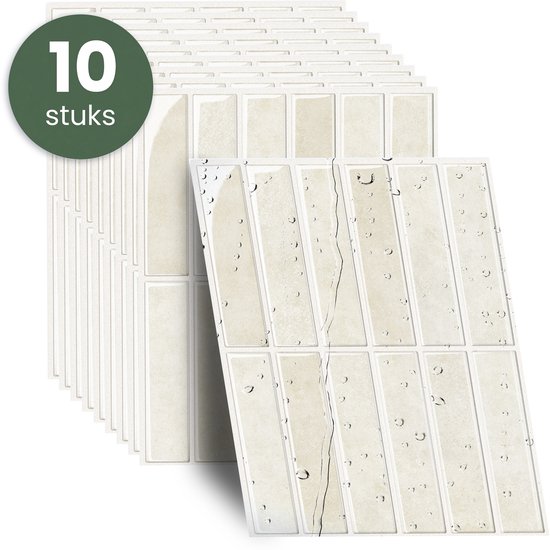 Stapel van 10 stuks beige tegels met een verhoogd reliëf, elk 23 bij 5,7 cm, met waterdruppels op de voorste tegel.