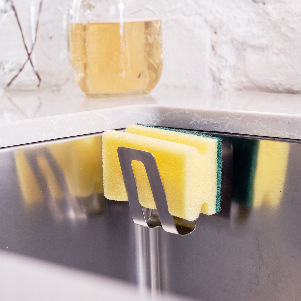 SnelShoppen - Roestvrijstalen Houder voor Spons of Afwasborstel met Magneten - Eenvoudige 10 Seconden Installatie - Ideaal voor Keuken, Badkamer en Ca