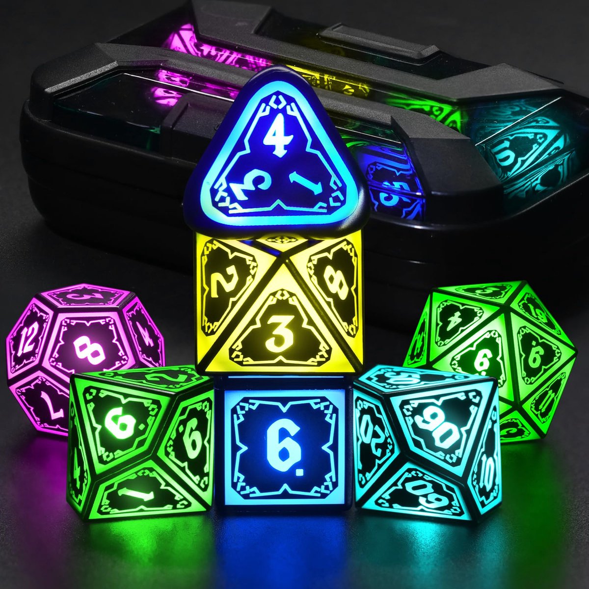 SnelShoppen - Verlichte DND Dobbelstenen Set voor Dungeons and Dragons - 7 Delige Oplaadbare LED Polyeder Dobbelstenen met Oplaadbox - Astrale Scherf