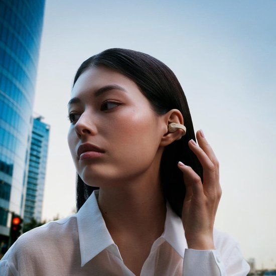 Sennheiser ACCENTUM Clip True Wireless Open Earbuds (4/7)