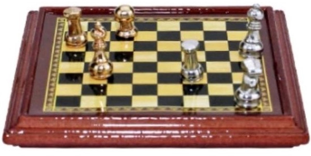 Schaakspel Set - Schaakbord Klassiek - Intellectuele Ontwikkeling - Zinklegering Stukken - 4.8*4.8cm - Zilver Goud