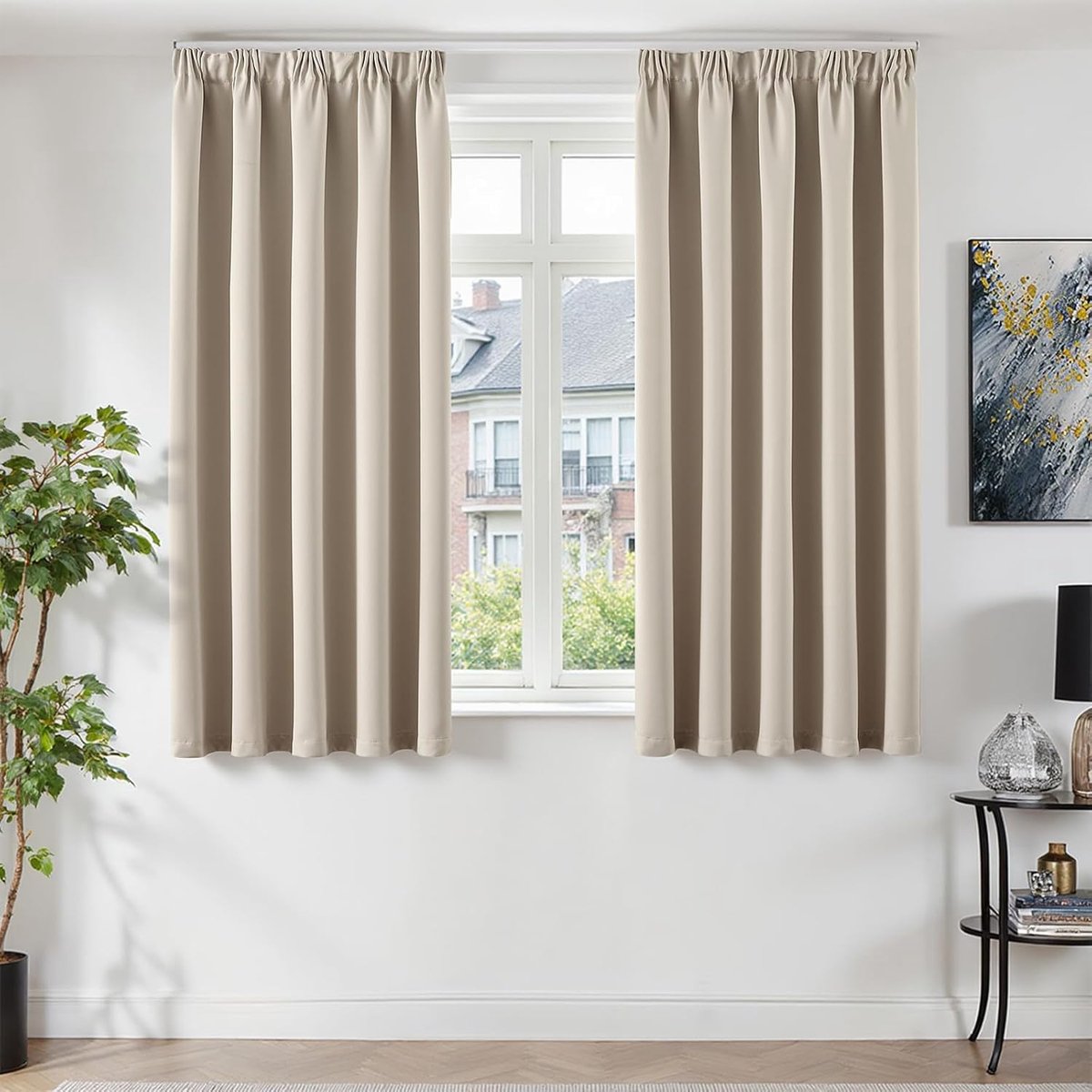 Gordijnen met plooiband, ondoorzichtig, verduisteringsgordijnen, 175 x 140 cm, set van 2 gordijnen, woonkamer,slaapkamer, verduistering, raamdecoratie,beige