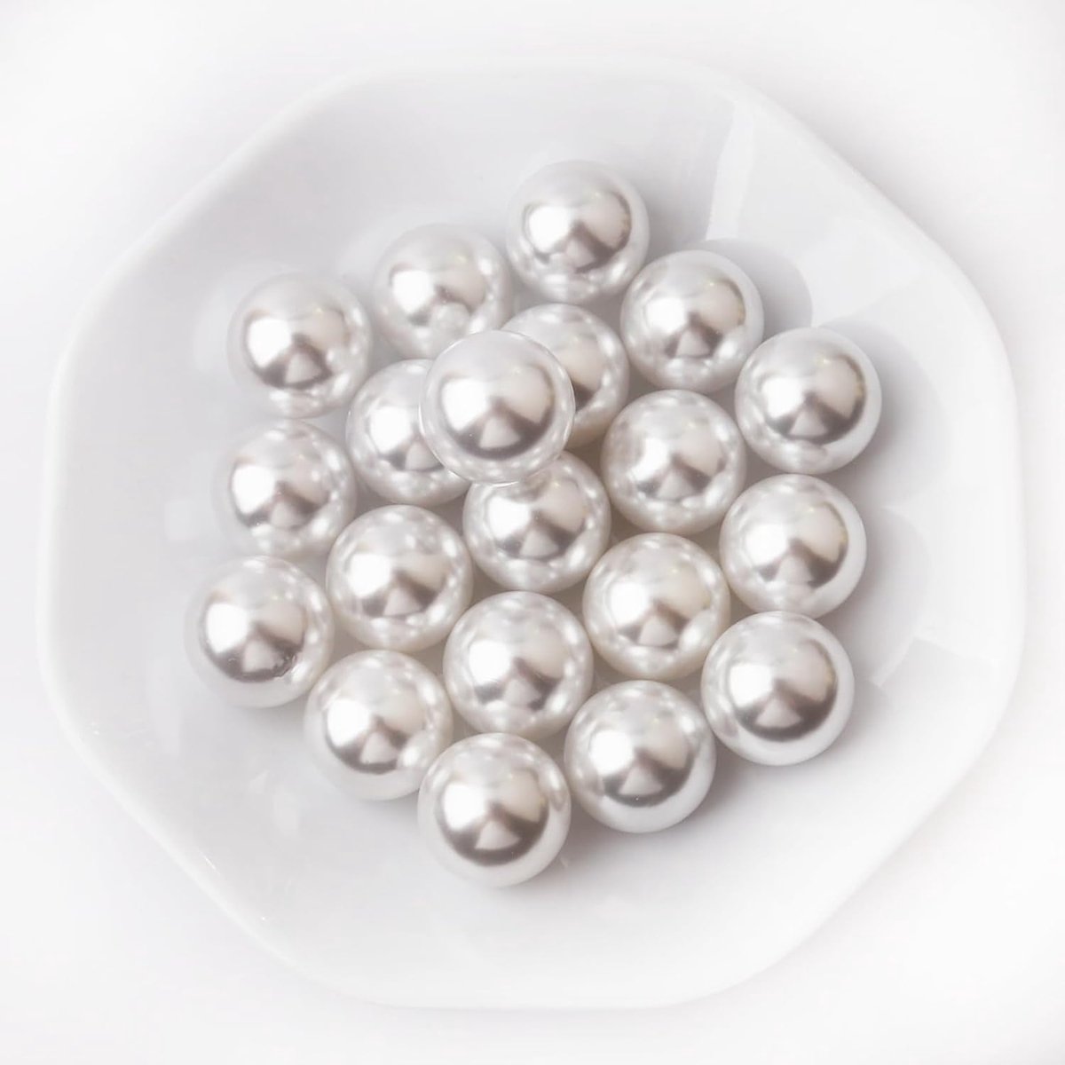 Glanzende Parelmoer Kralen 20 Stuks 25mm Plastic Parels zonder Gaatjes Kunstparels voor Vaasvulling, DIY Knutselen, Tafeldecoratie, Trouwdecoratie en Woondecoratie (Wit 25mm)