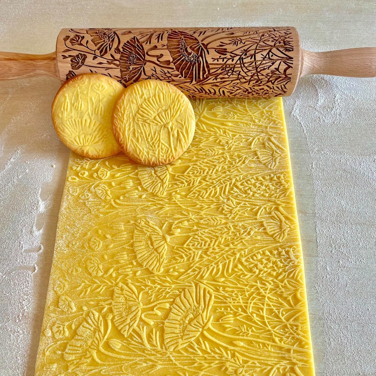 PAPAVER Houten Deegroller – Gegraveerde Roller voor Koekjes, Klei en Keramiek – Embossing Rolling Pin – Origineel Cadeau voor Kinderen, Vrouwen, Familie en Verjaardagen – Algis Crafts