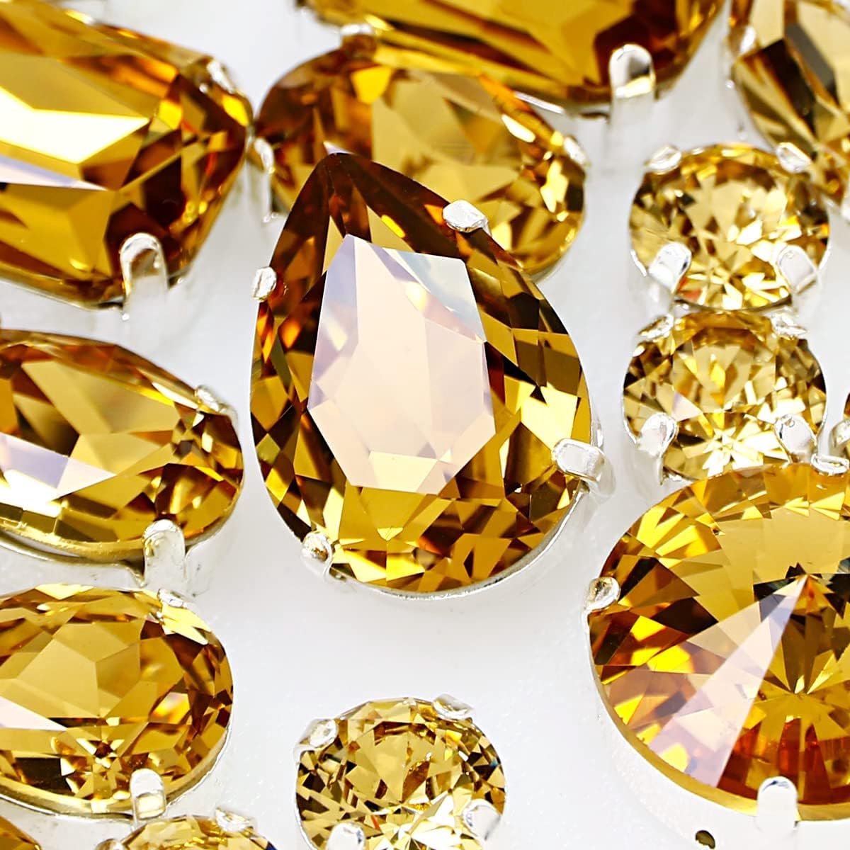 Strass-steentjes om op te naaien met zilveren klauw, naaien strass glas-naai-edelstenen voor het maken van sieraden DIY handwerk kleding schoenen bruiloft decoratie 82 stuks, Heldere Colorado