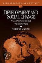 ISBN Development and Social Change 3e: A Global Perspective, société, Anglais, 384 pages